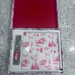 🎄 Two’s Company 2-Piece Cheese Serving Set in Gift Box